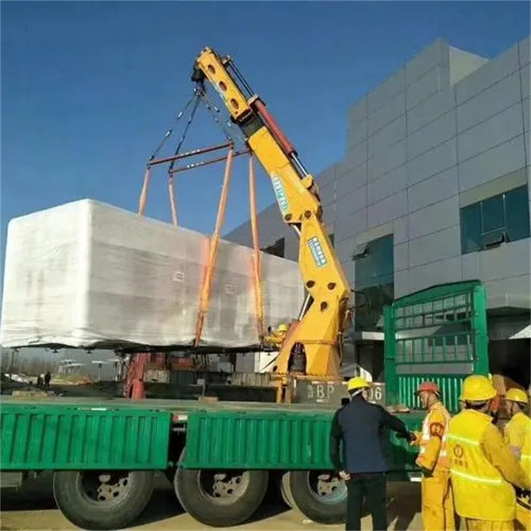 溧水随车吊是否可以进行长途运输